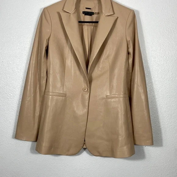 Alice + Olivia Women’s Almond Faux Leather Jacket Size 4 - Picture 4 of 16